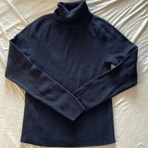 GAP - mixed rib l/s turtleneck sweater - women’s small - navy